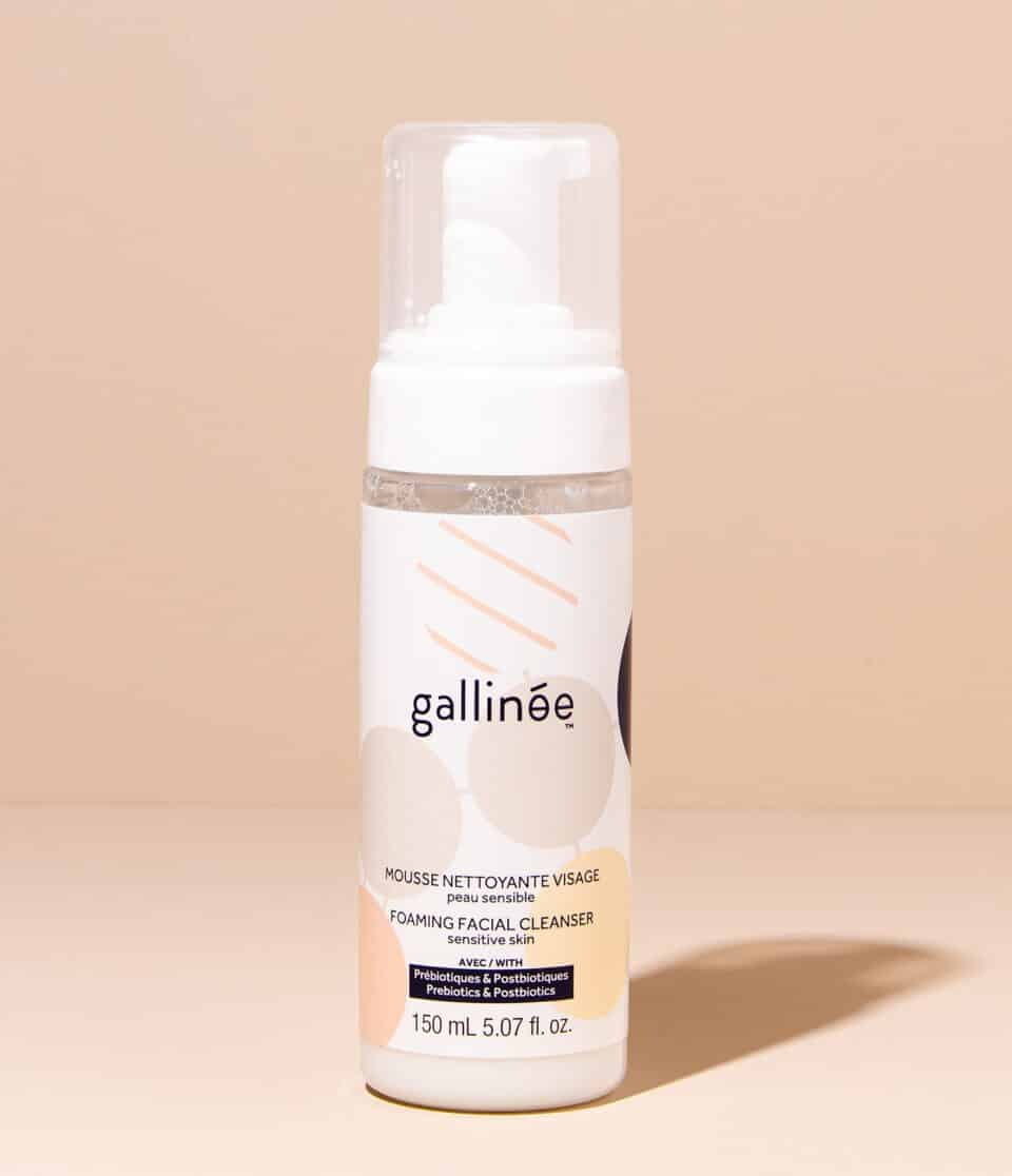 Prebiotic Foaming Facial Cleanser de Gallinée